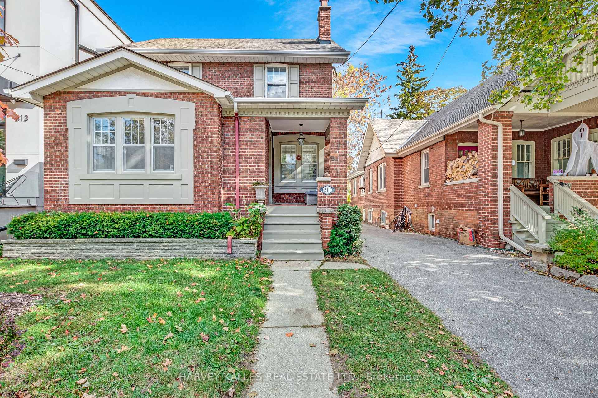 311 Rosewell Avenue