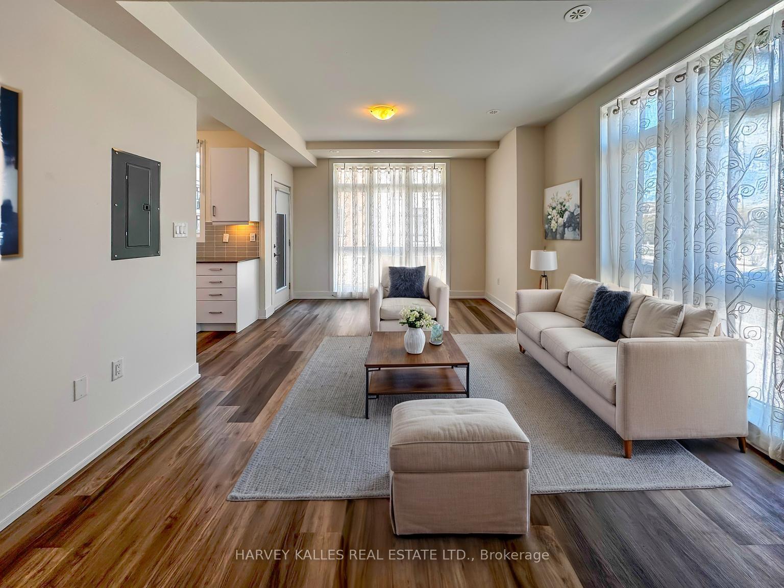 9 Phelps Lane 270