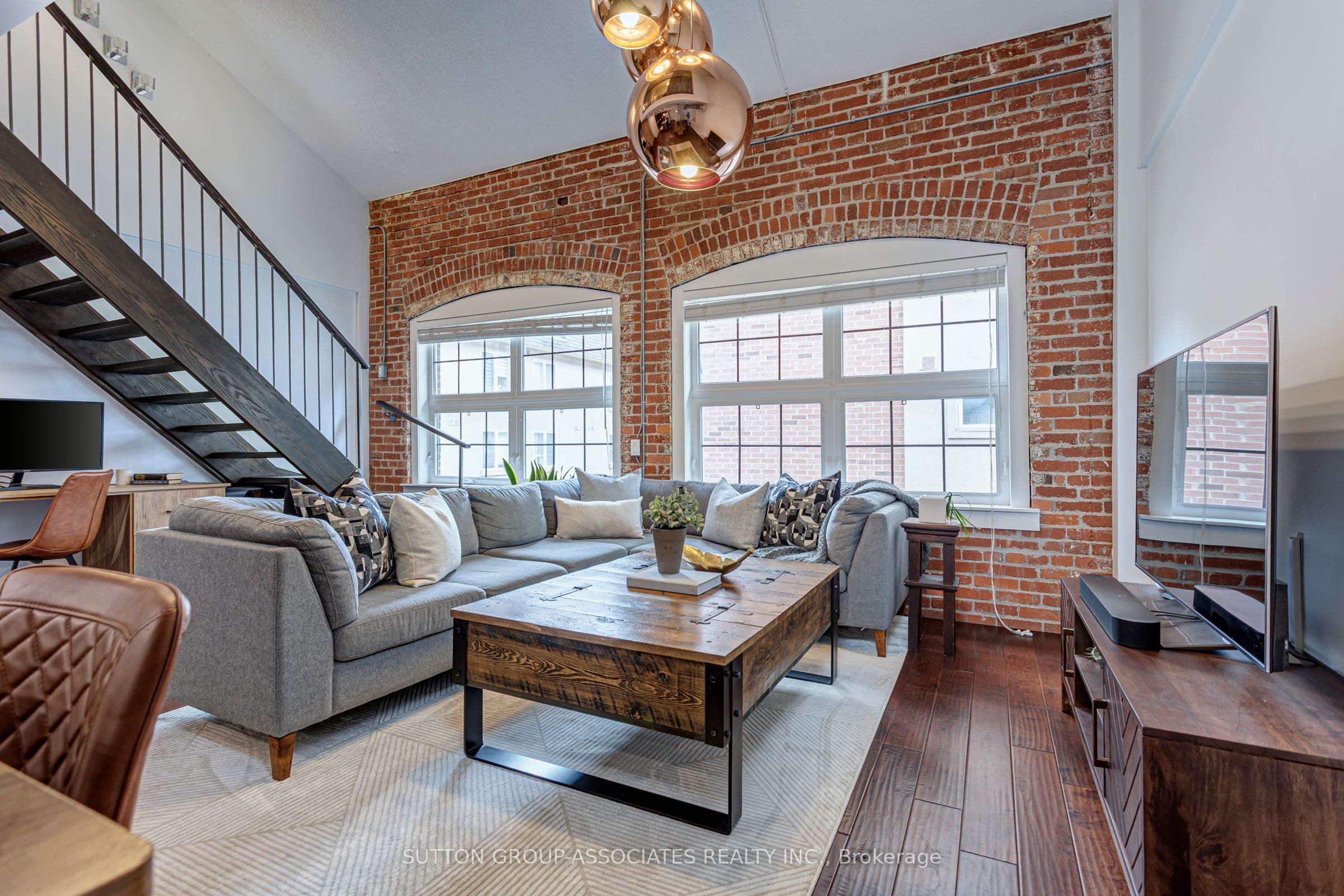 1100 Lansdowne Avenue, #333