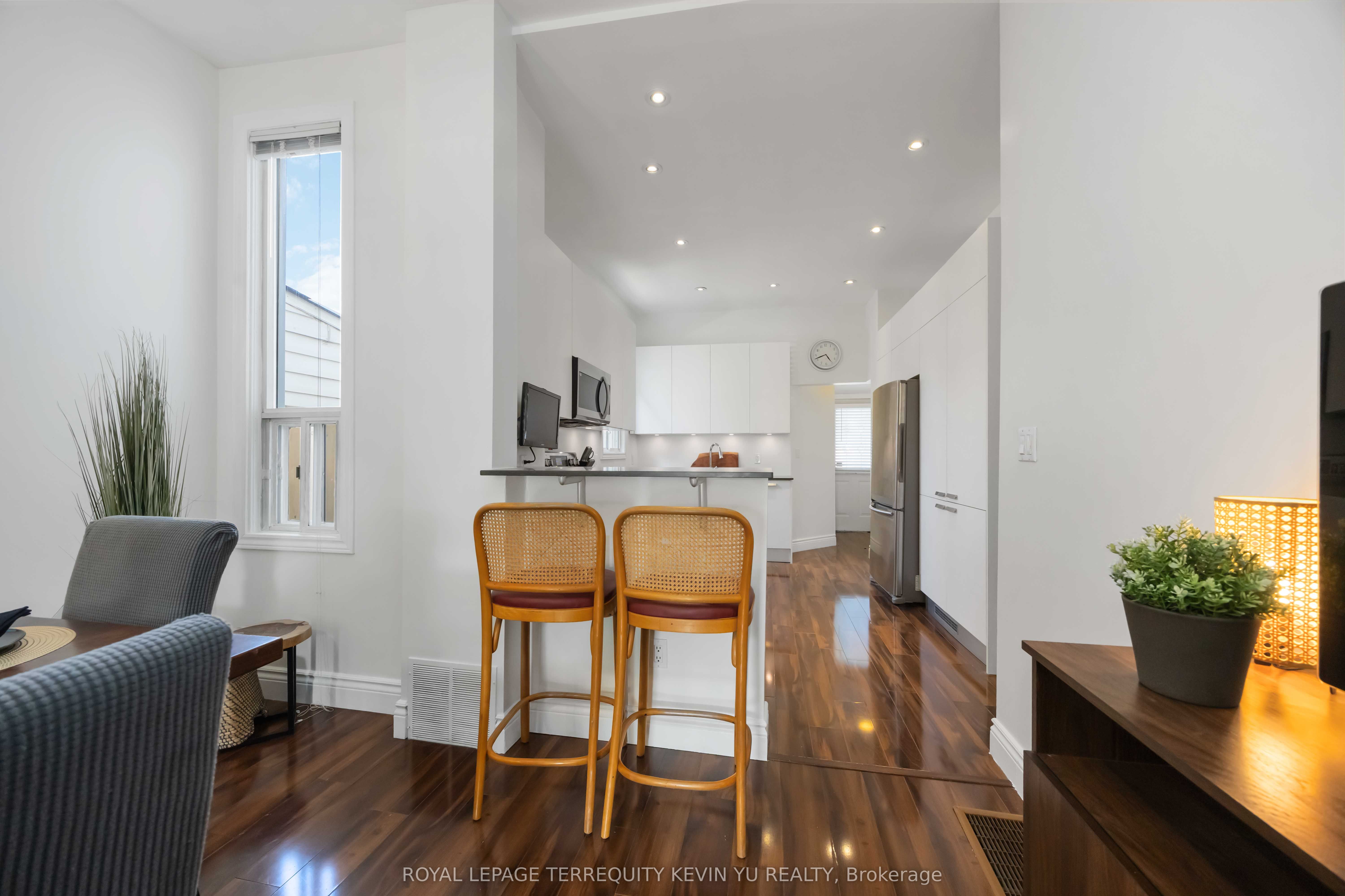 23 Edwin Avenue