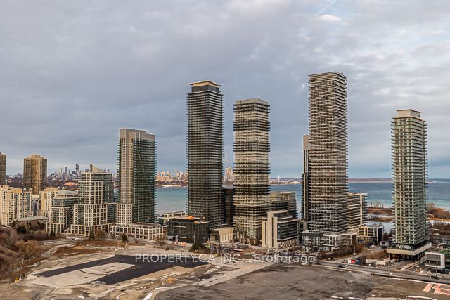 90 Park Lawn Road, #2811