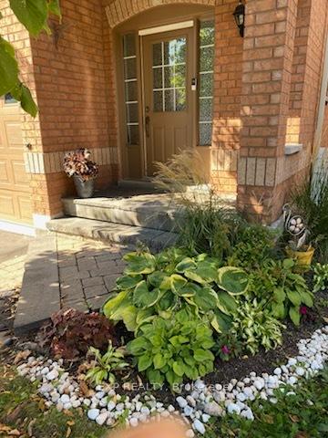 3 Bedrooms Condo at 1489 Heritage, Oakville For sale