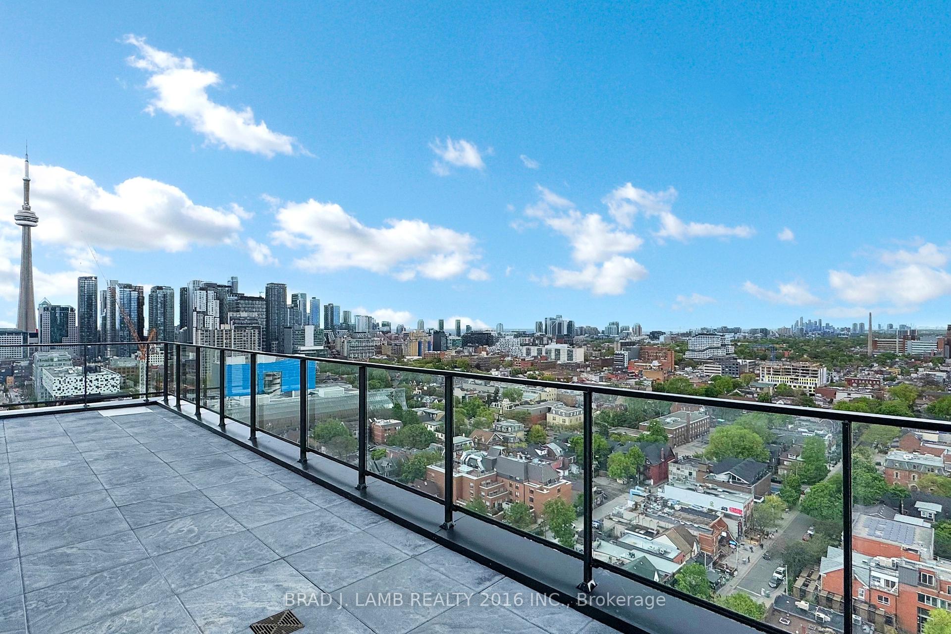 3 Bedrooms Condo at 195 McCaul, Toronto For sale