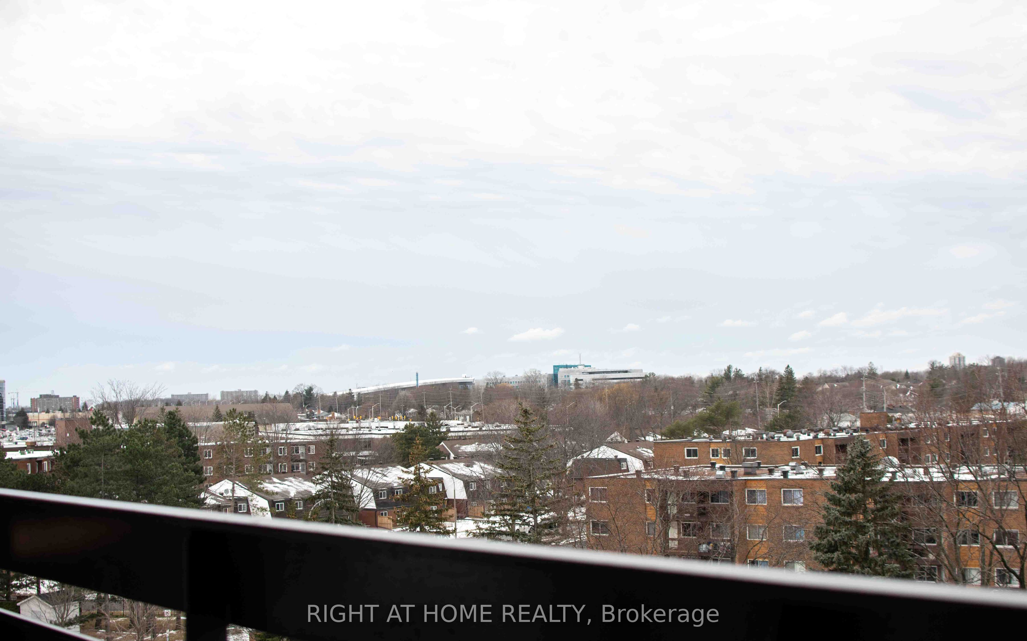 2020 JASMINE Crescent, #704