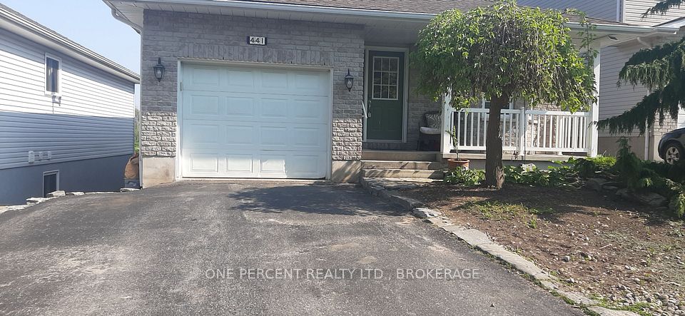 441 Dolshire Street, Kingston, ON K7M 9B5