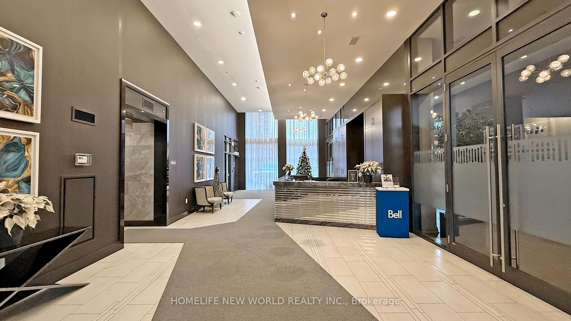 2 Bedrooms Condo at 400 Adelaide, Toronto For sale