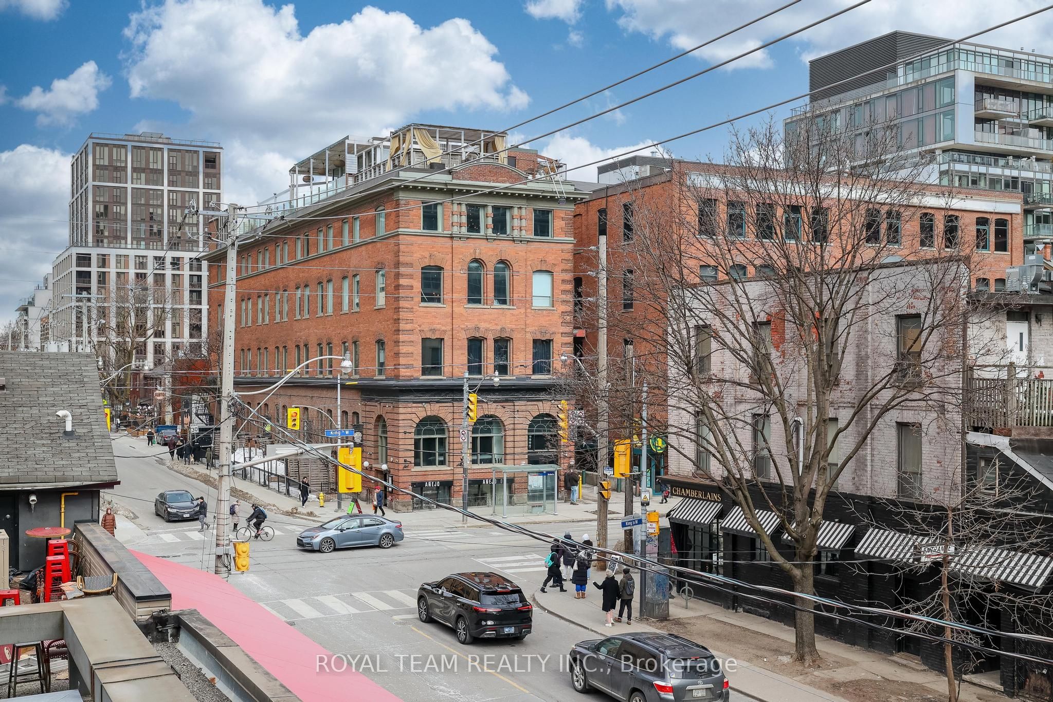 66 Portland Street, #301