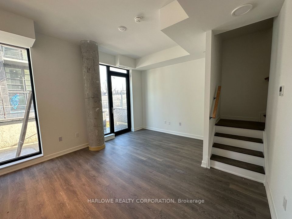 #166 E - 1610 Charles Street, Whitby, ON L1N 0P5