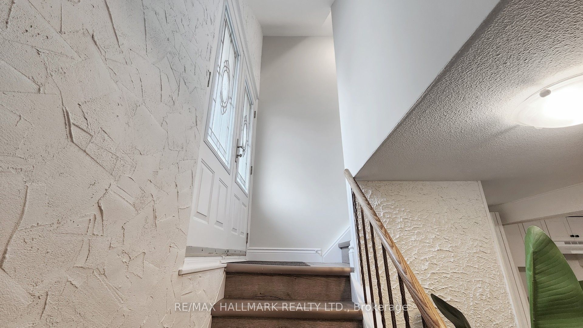 247 Demaine Crescent, Richmond Hill, ON L4C 2W4