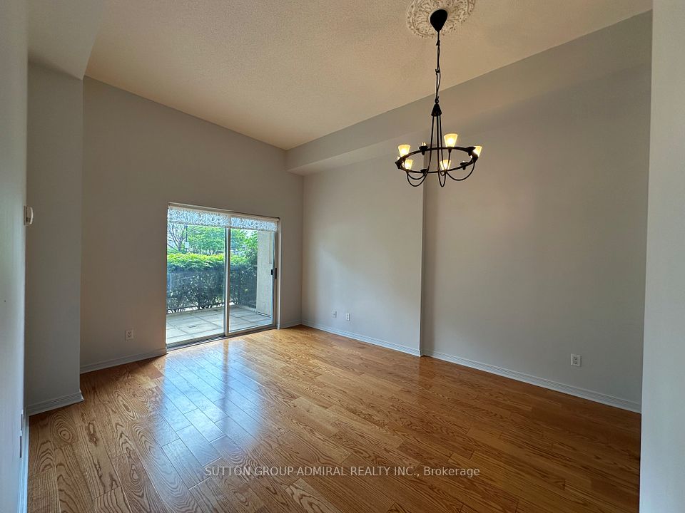 #114 - 2 Maison Parc Court, Vaughan, ON L4J 9K5
