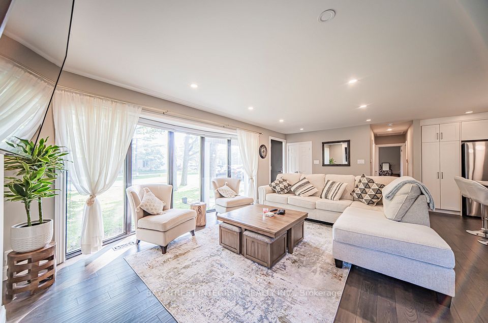 1277 Gainsborough