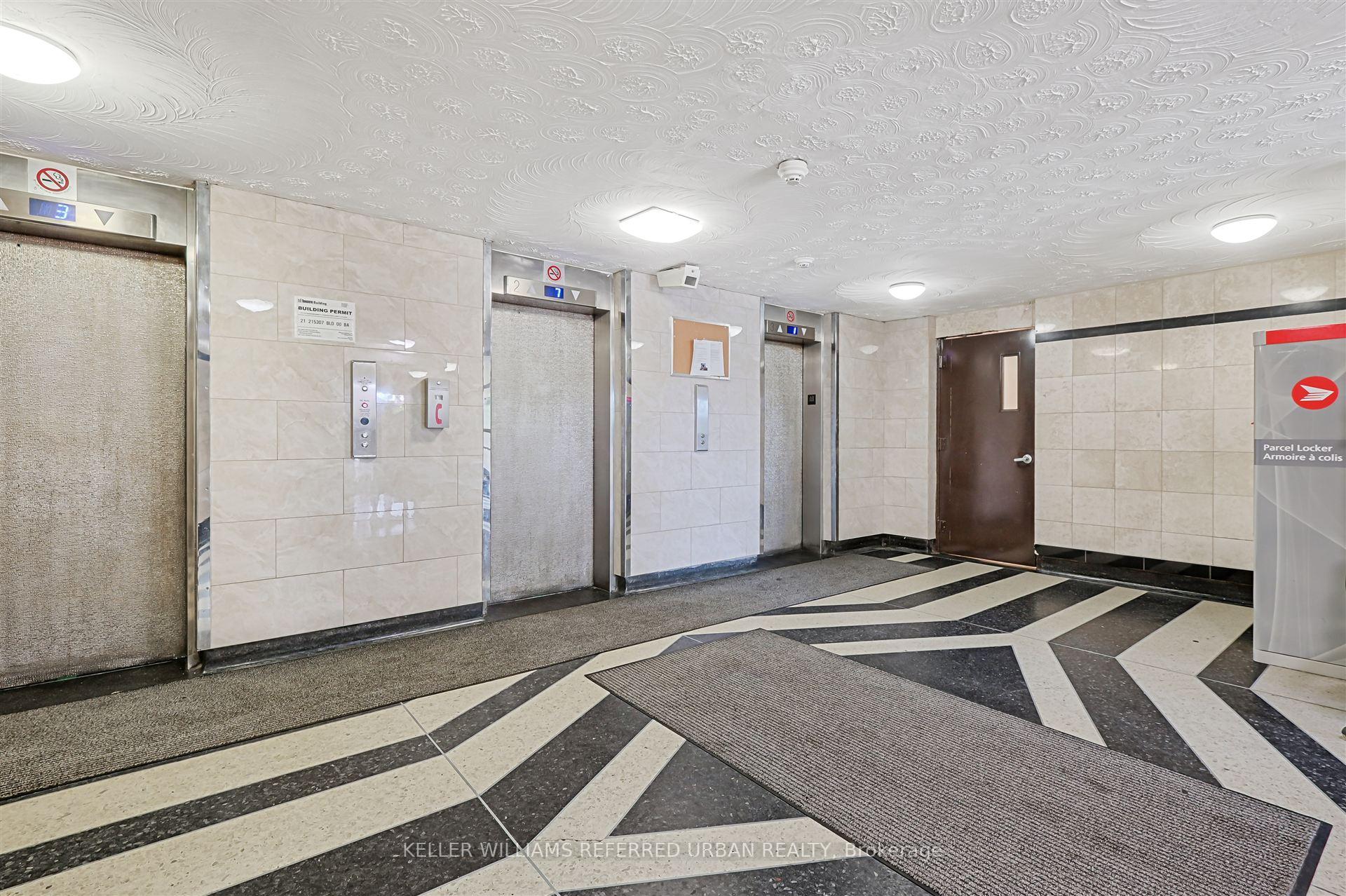2 Bedrooms Condo at 940 Caledonia, Toronto For sale