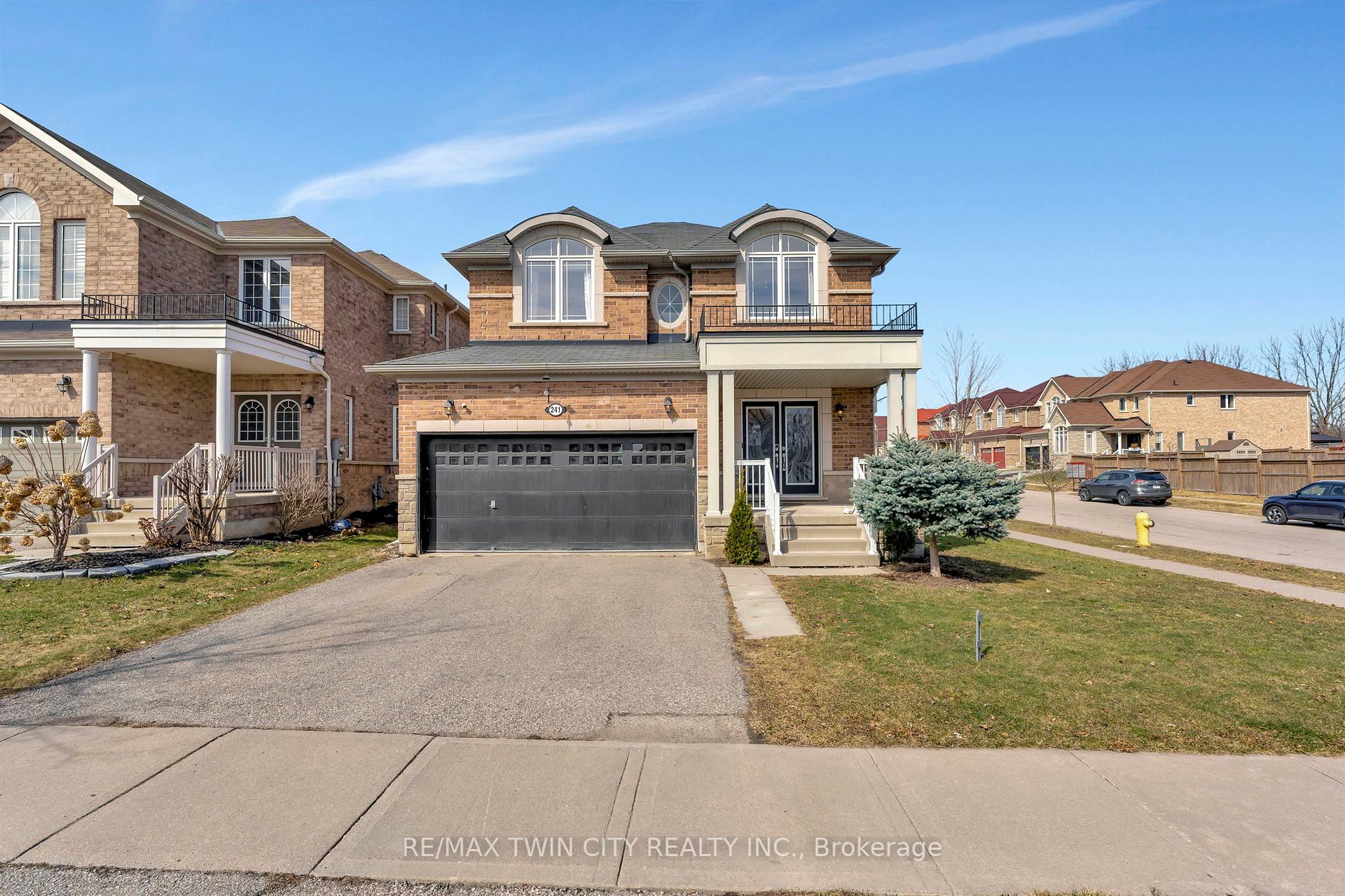 241 Thomas Avenue, Brantford, ON N3S 0E1