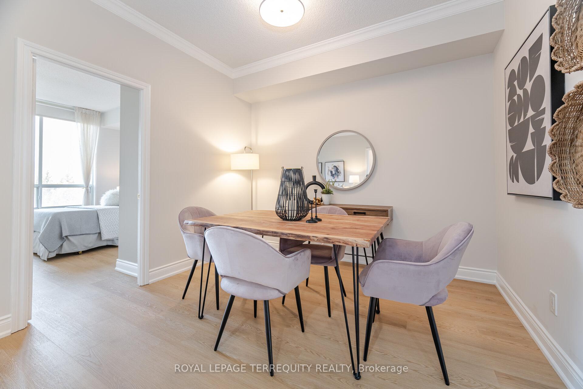 2 Bedrooms Condo at 1101 Leslie,  Toronto For sale