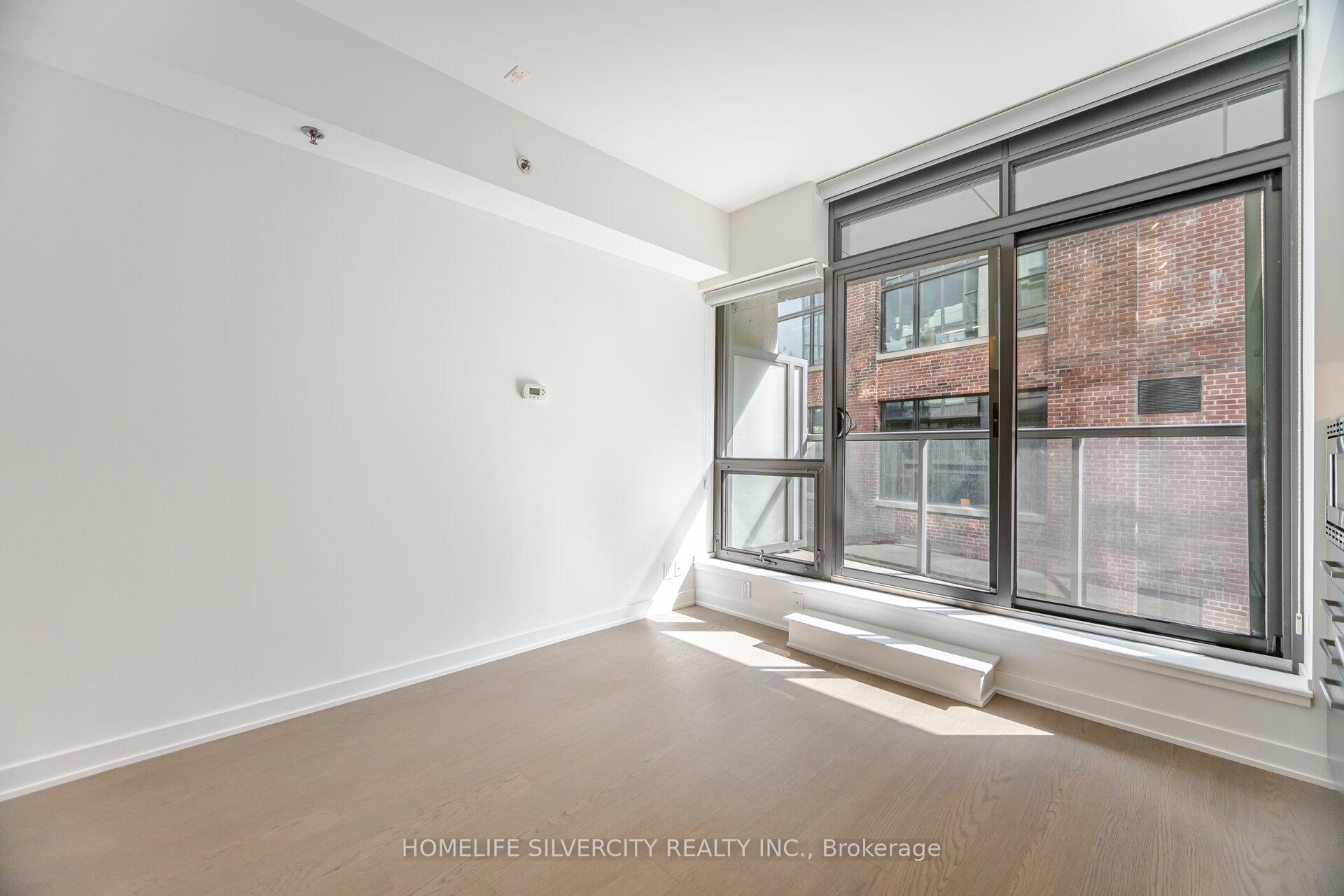 1 Bedroom Condo at 15 Beverley, Toronto For sale