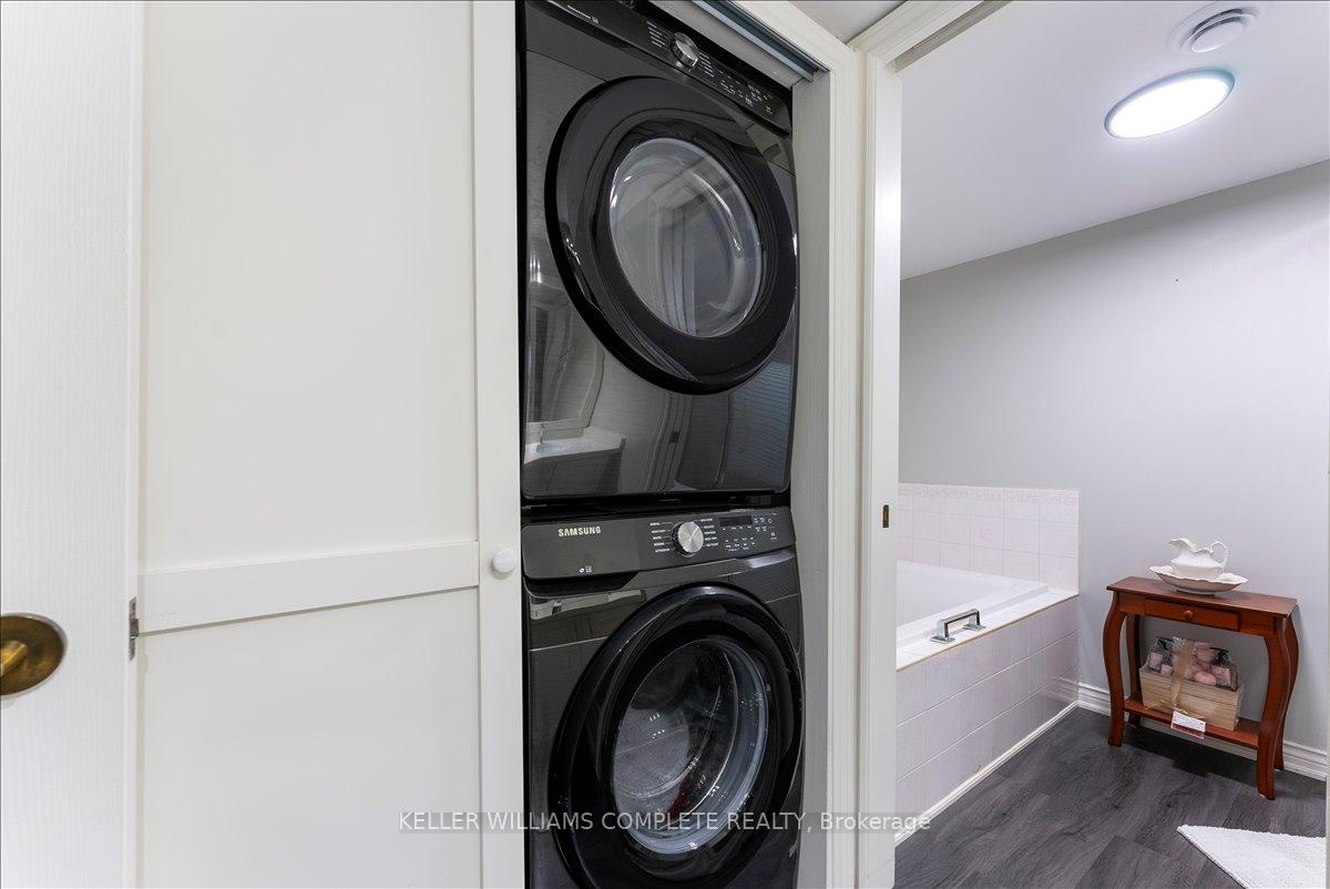 2 Bedrooms Condo at 2010 CLEAVER,  Burlington For sale