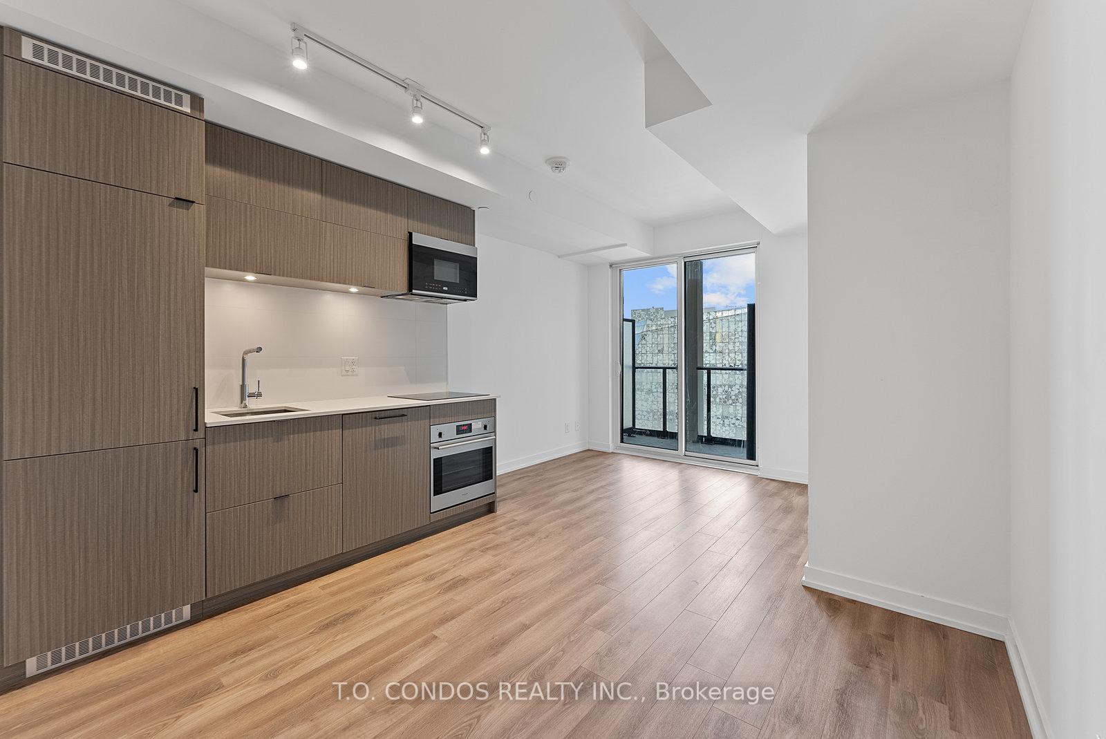 1 Bedroom Condo at 20 Edward,  Toronto For sale