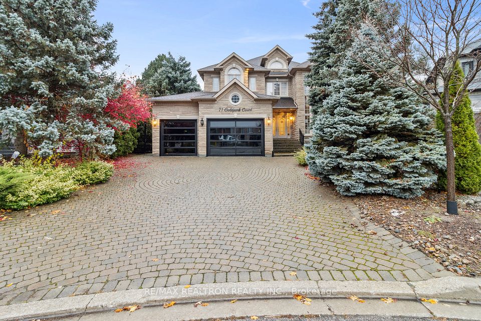 71 Goldpark