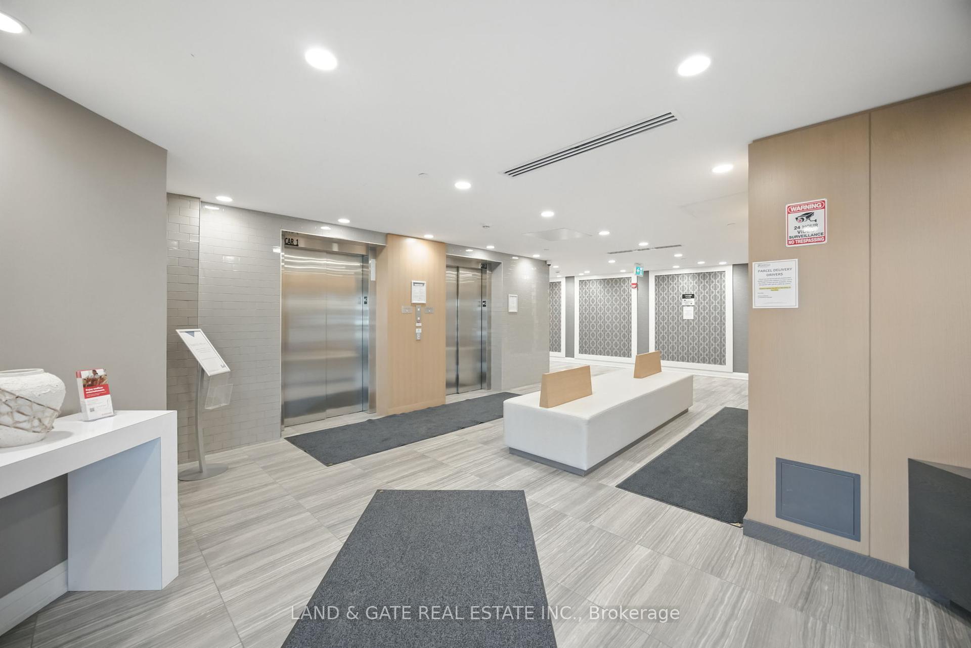 1 Bedroom Condo at 128 Grovewood, Oakville For sale
