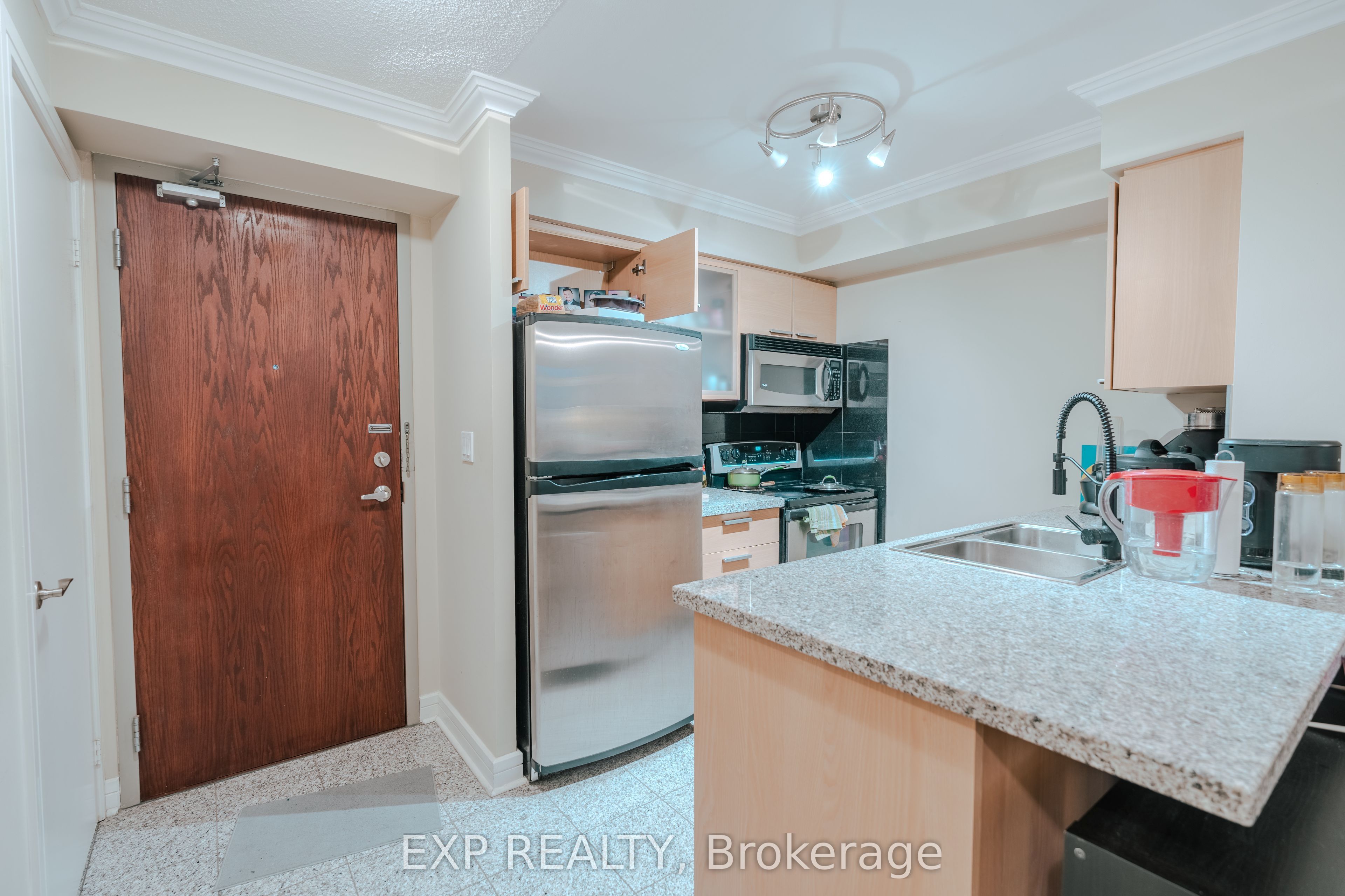 #807 - 18 Harrison Garden Boulevard, Toronto, ON M2N 7J7