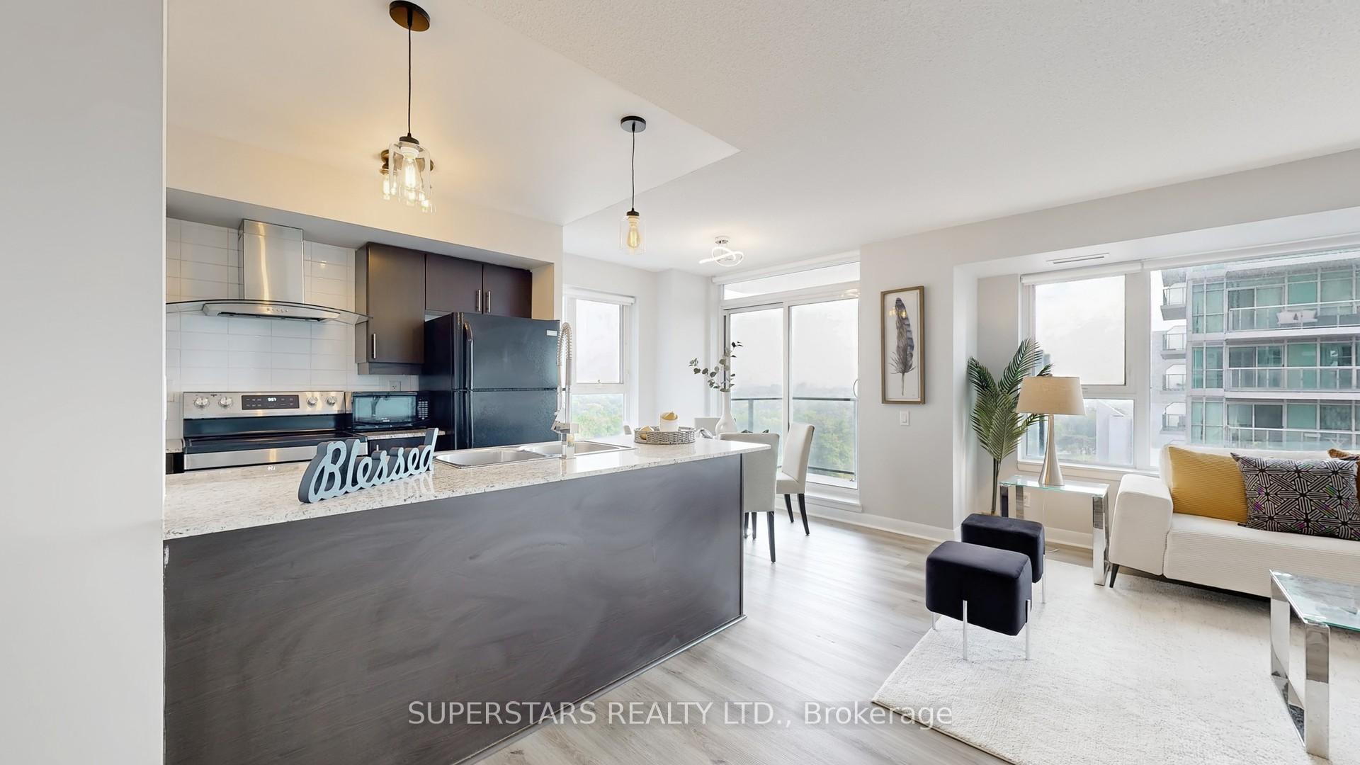 2 Bedrooms Condo at 25 Town Centre, Toronto For sale