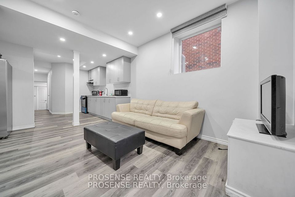 #Bsmt - 277 Scott Boulevard, Milton, ON L9T 6Z7