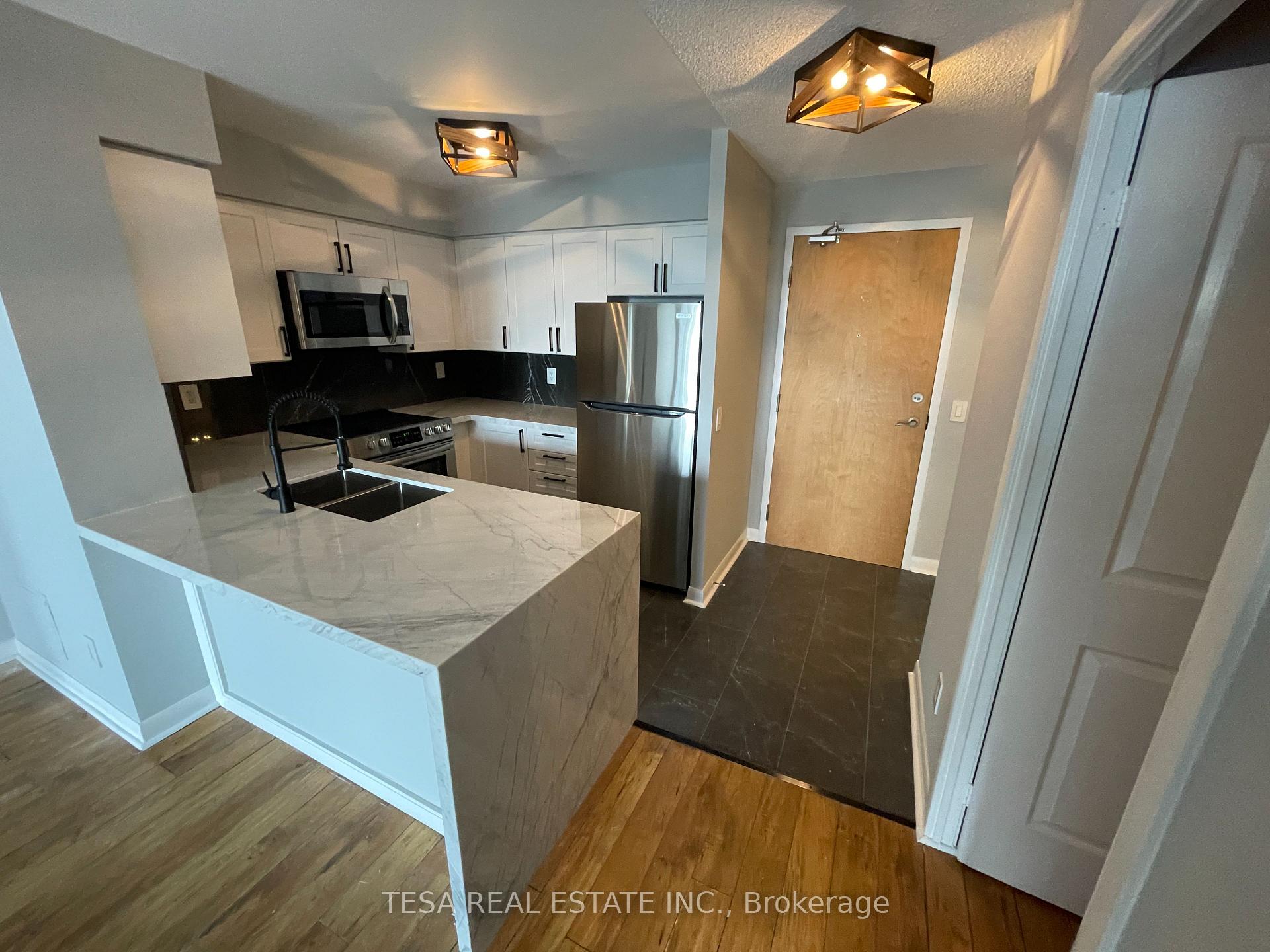 3 Bedrooms Condo at 4968 Yonge,  Toronto For sale