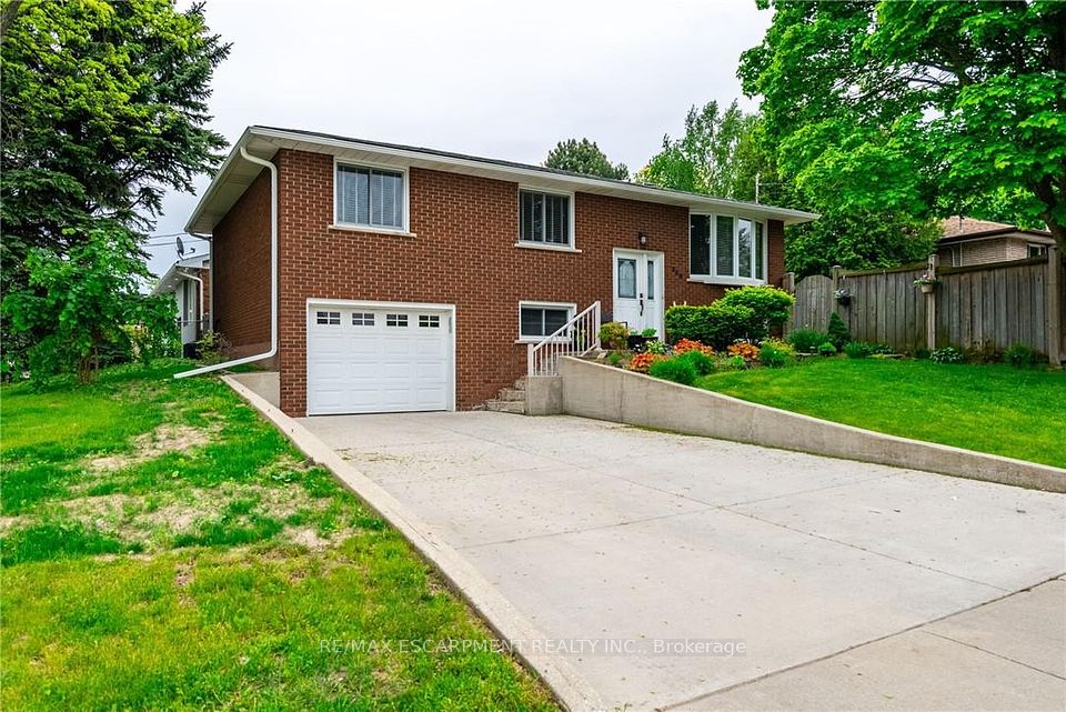389 HAWKRIDGE