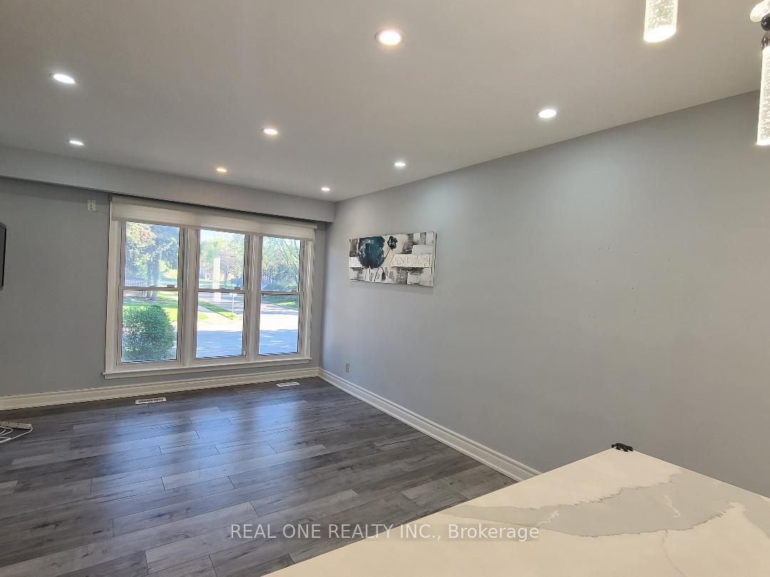 412 Osiris Drive, #Main