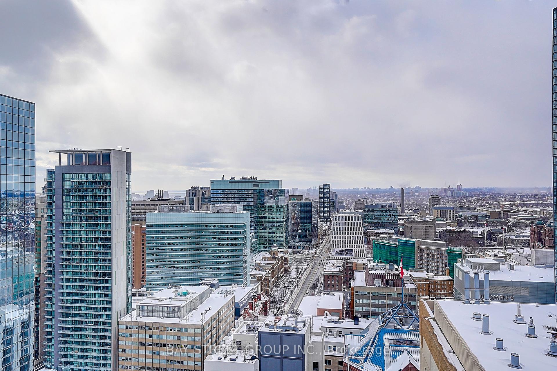 1 Bedroom Condo at 15 Grenville, Toronto For sale