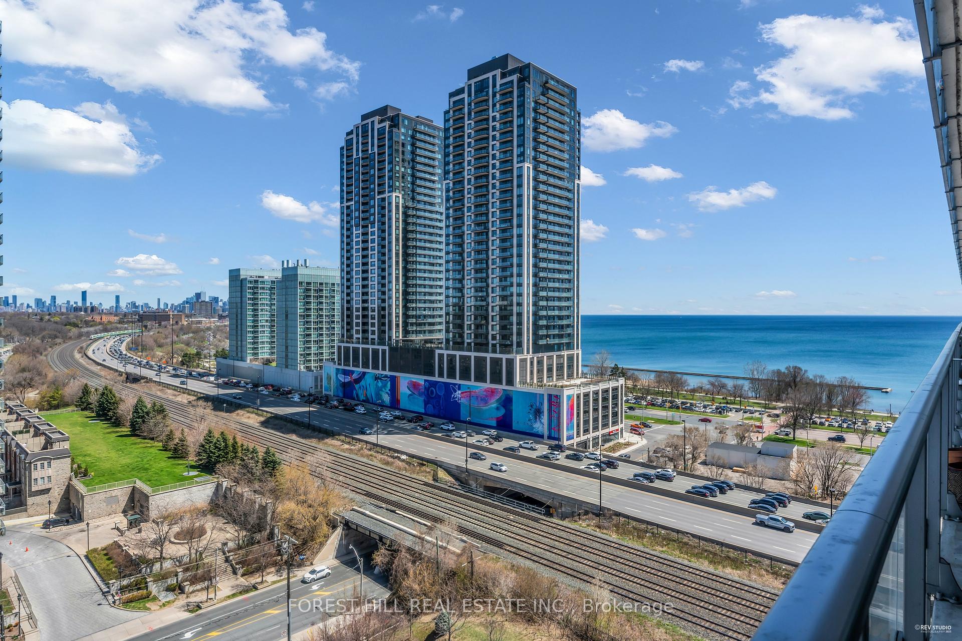 1 Bedroom Condo at 103 The Queensway, Toronto For sale