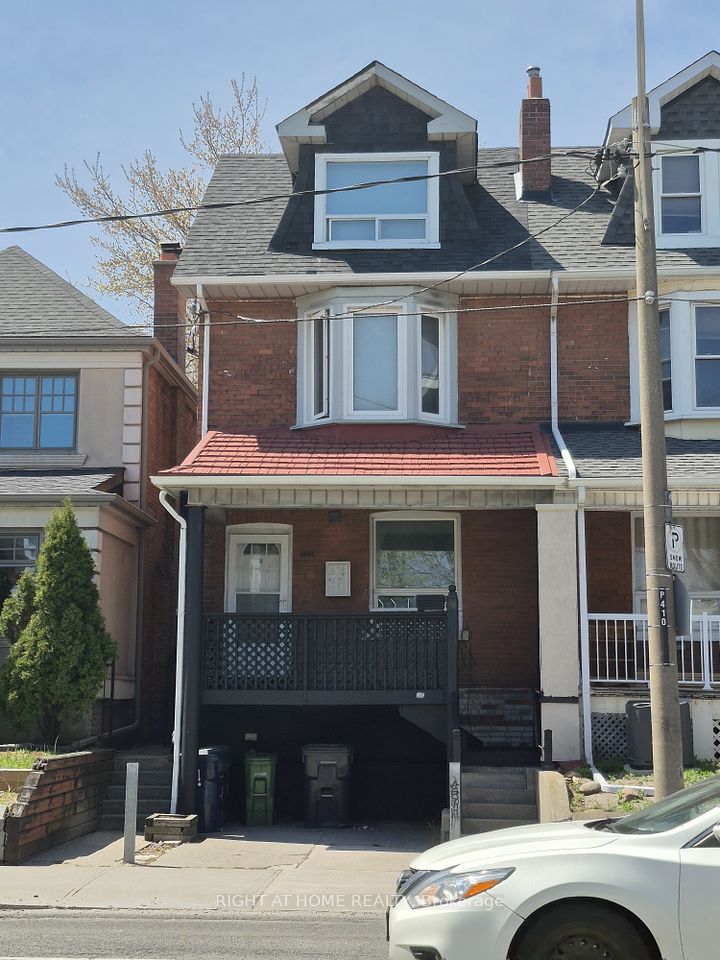 1644 Dufferin