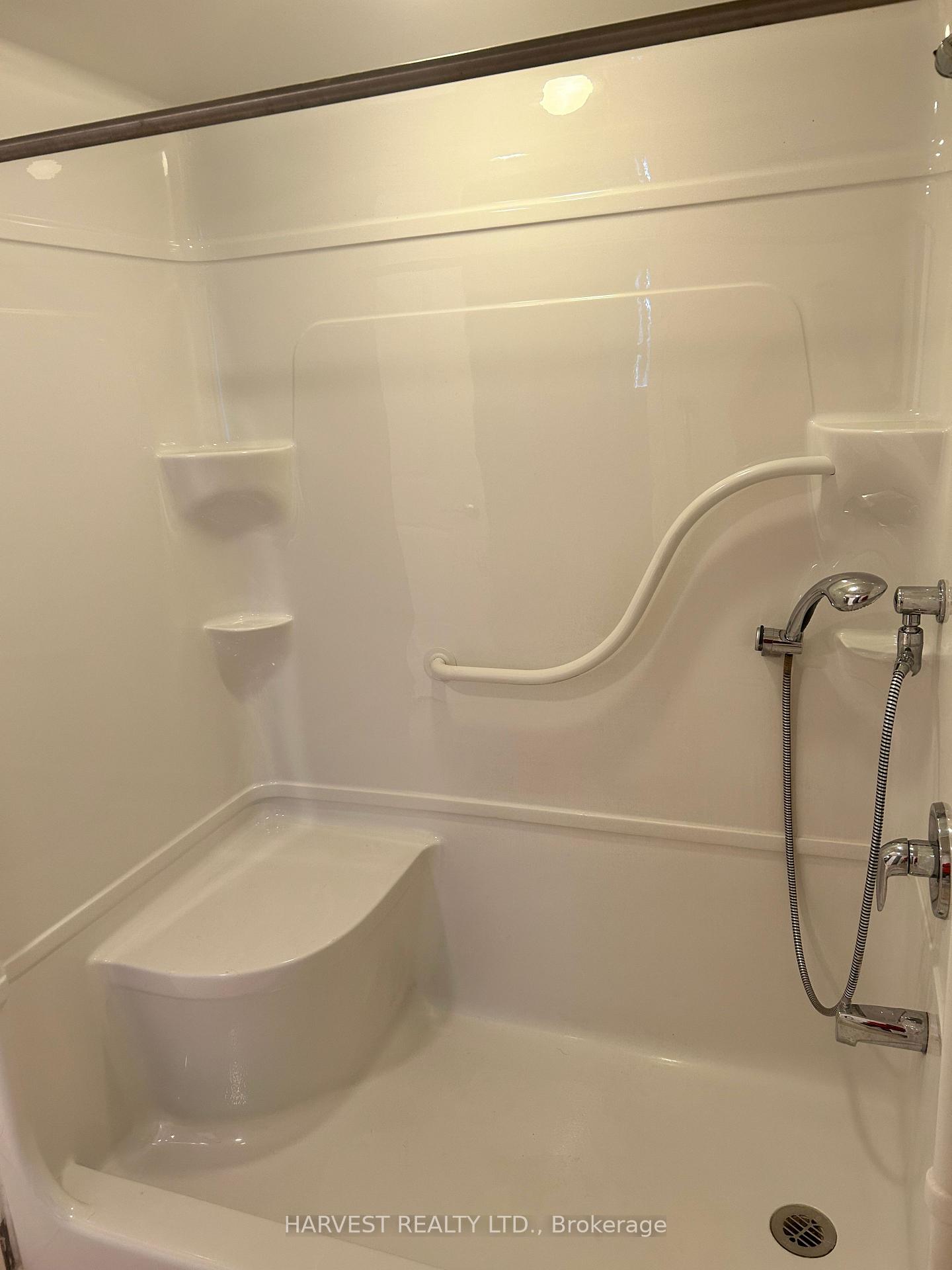 1 Bedroom Condo at 90 SCOTTFIELD,  Toronto For sale