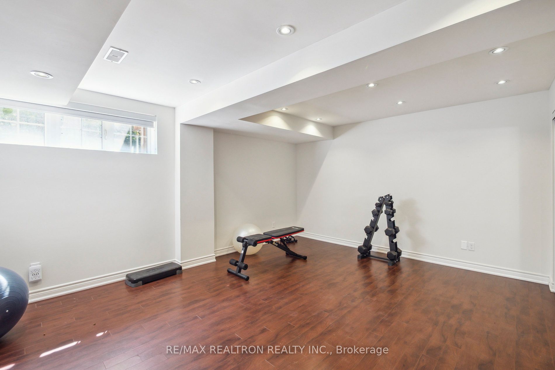 8777 Dufferin Street, #45