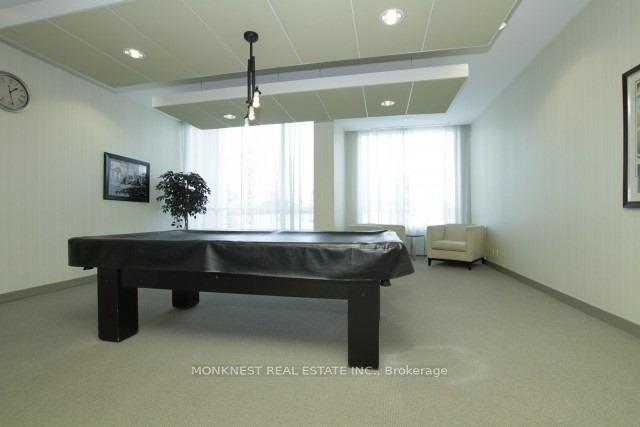 2 Bedrooms Condo at 68 Grangeway, Toronto For sale