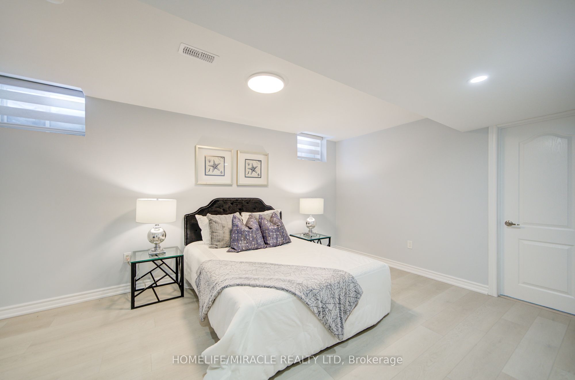 558 Baker Hill Boulevard