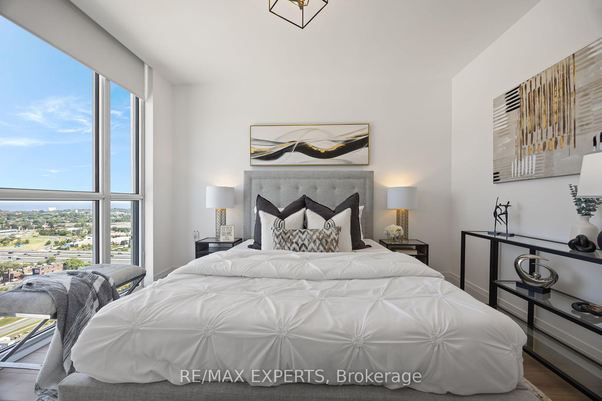 1 Bedroom Condo at 17 Zorra, Toronto For sale