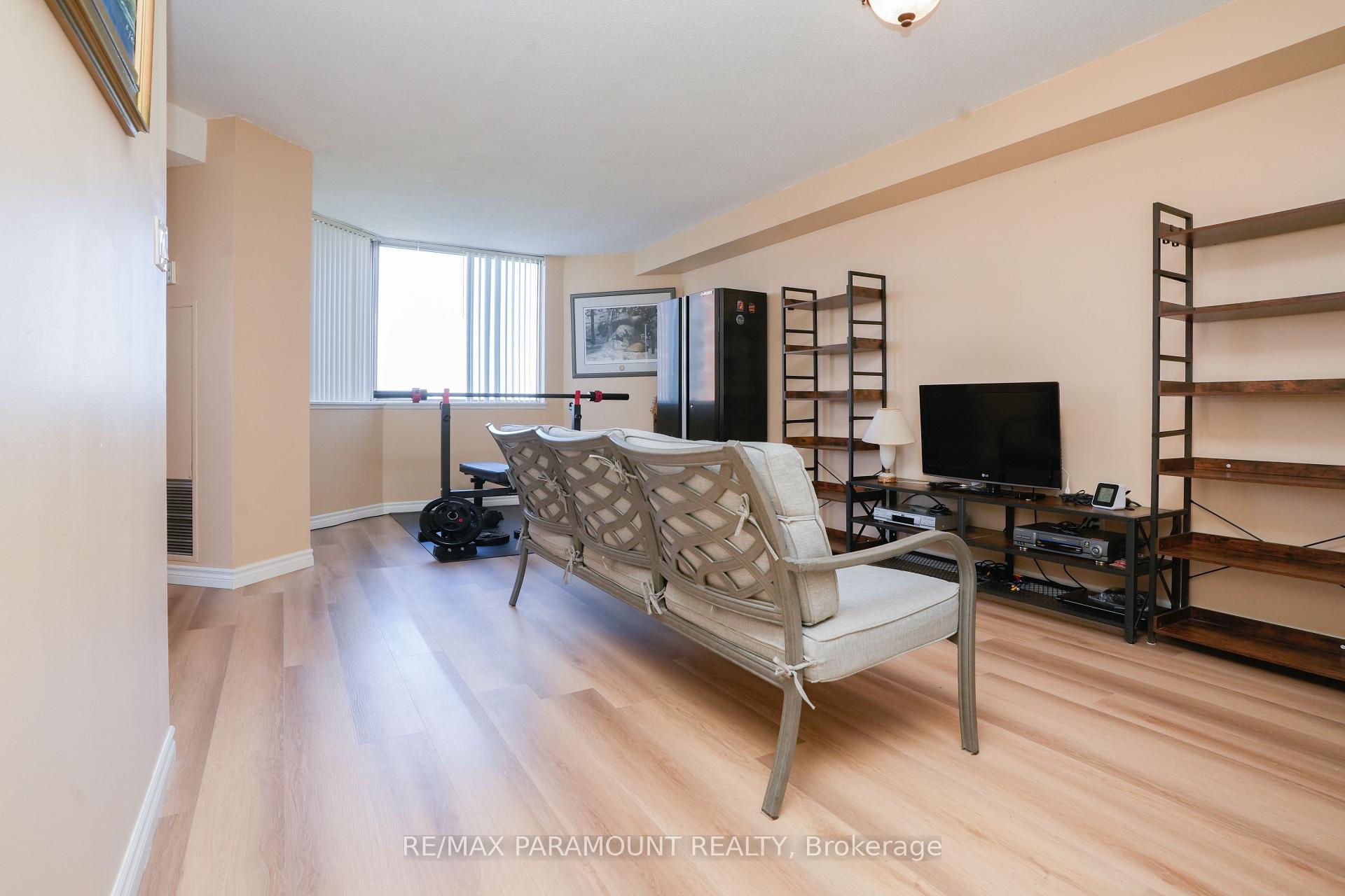 3 Bedrooms Condo at 234 Albion,  Toronto For sale