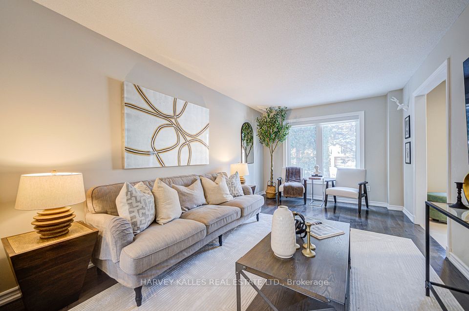 33 Rosemary Avenue