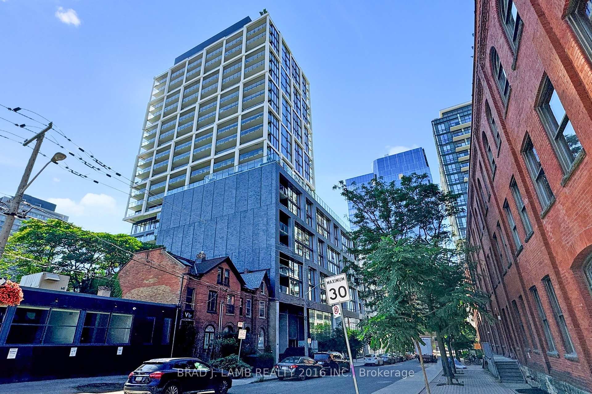 1 Bedroom Condo at 55 Ontario, Toronto For sale