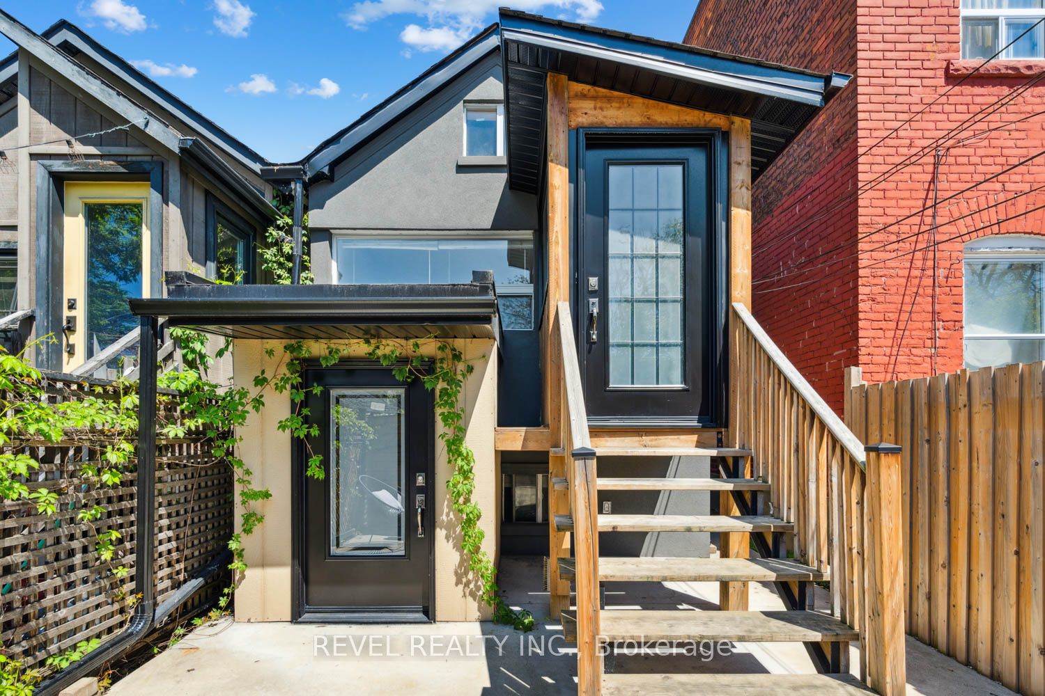 526 Quebec Ave Avenue