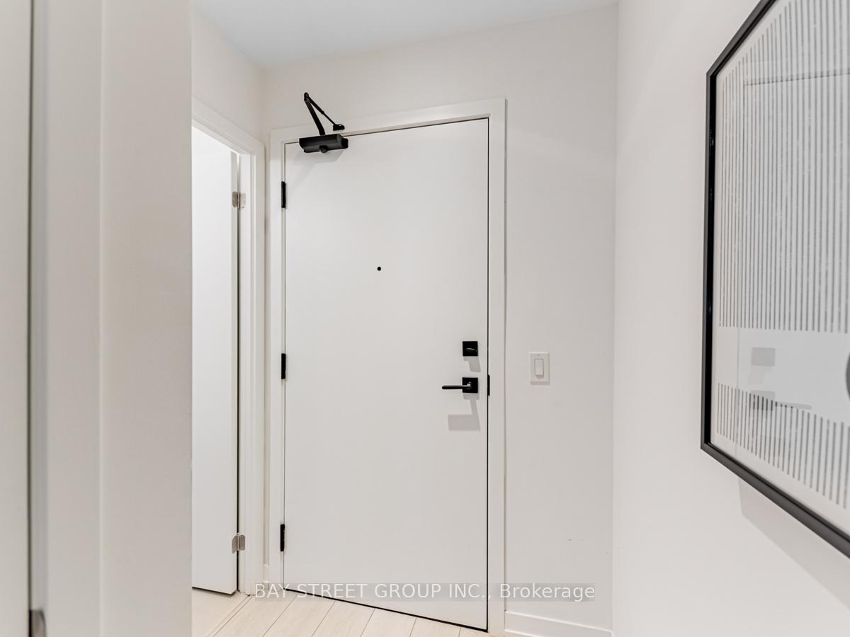 1 Bedroom Condo at 55 Mercer,  Toronto For sale