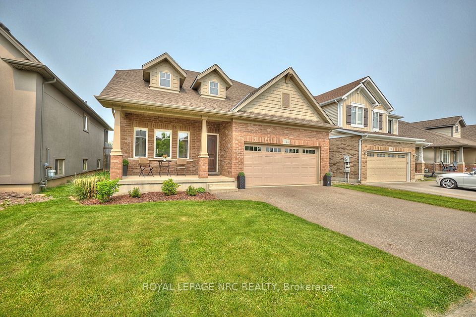 143 Tuliptree Road, Thorold, ON L2V 0A5