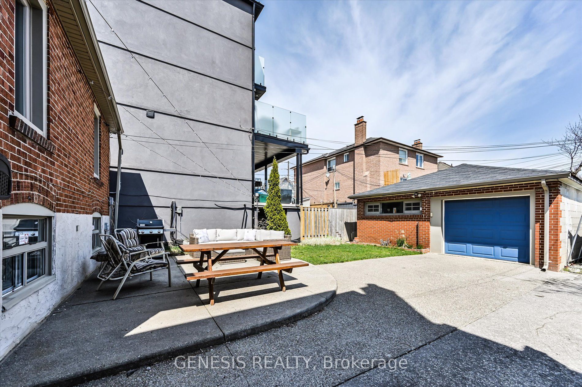 455 Caledonia Road