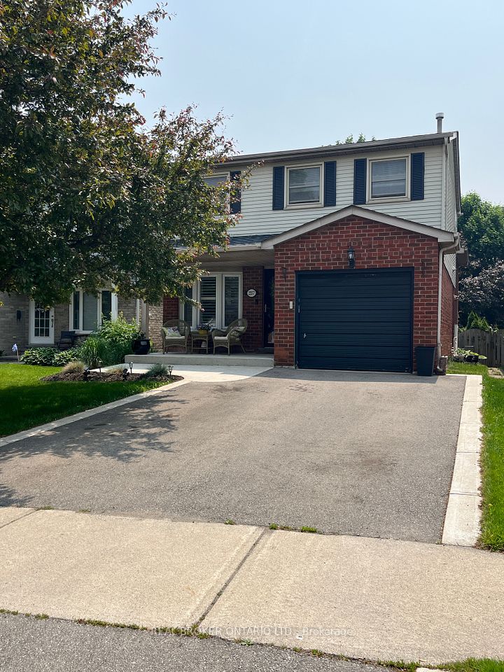 2257 Silverbirch
