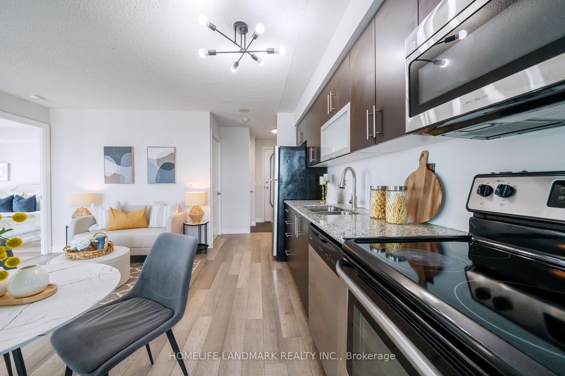 2 Bedrooms Condo at 50 Town Centre, Toronto For sale