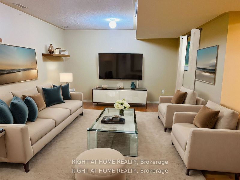 5958 Greensboro Drive, #2
