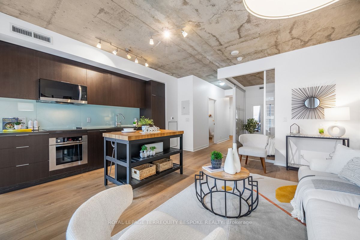 478 King Street W, #202