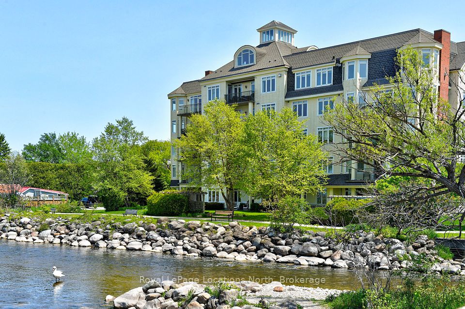 #104 - 10 Bay Street, Blue Mountains, ON N0H 2P0