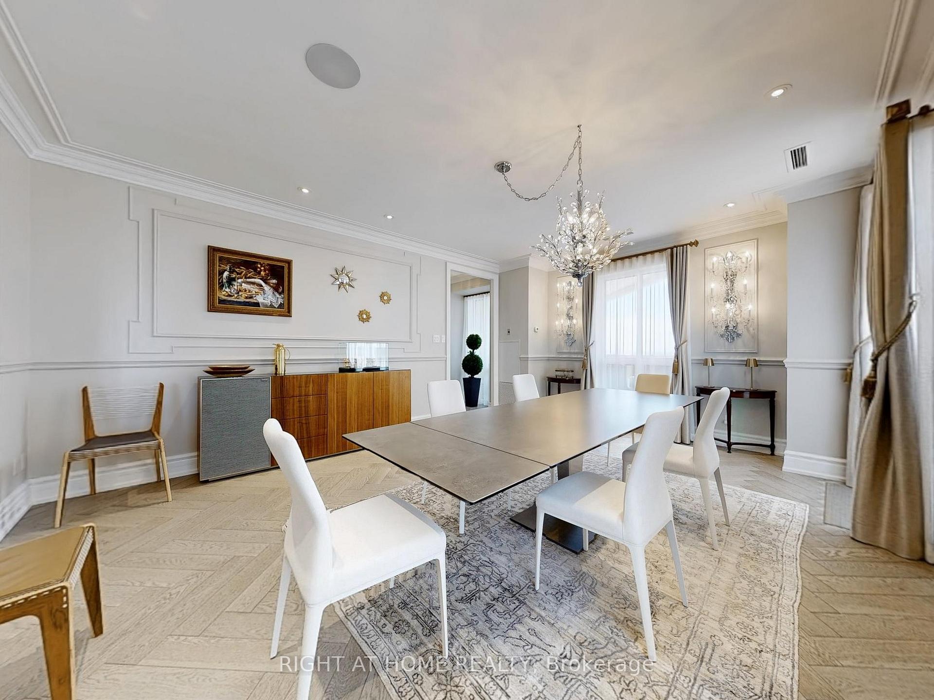 2 Bedrooms Condo at 2287 Lake Shore, Toronto For sale